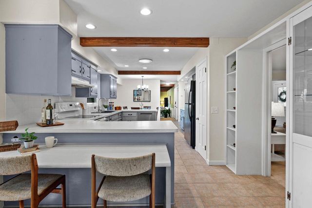 10 STONECREST Circle, Madison, WI 53717