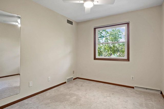 10 STONECREST Circle, Madison, WI 53717