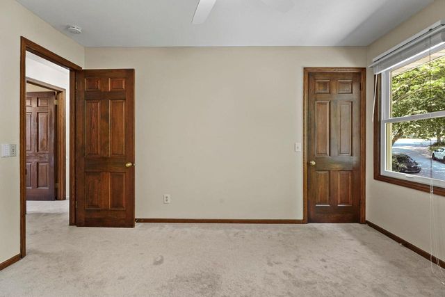 10 STONECREST Circle, Madison, WI 53717