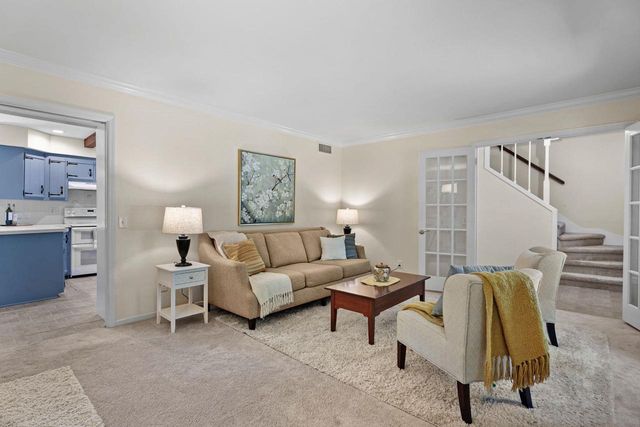 10 STONECREST Circle, Madison, WI 53717
