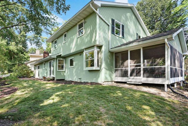 10 STONECREST Circle, Madison, WI 53717