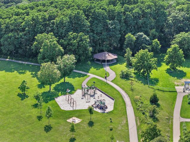10 STONECREST Circle, Madison, WI 53717
