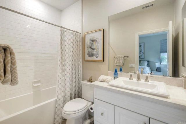 2071 Wagon Wheel Court, Escondido, CA 92026