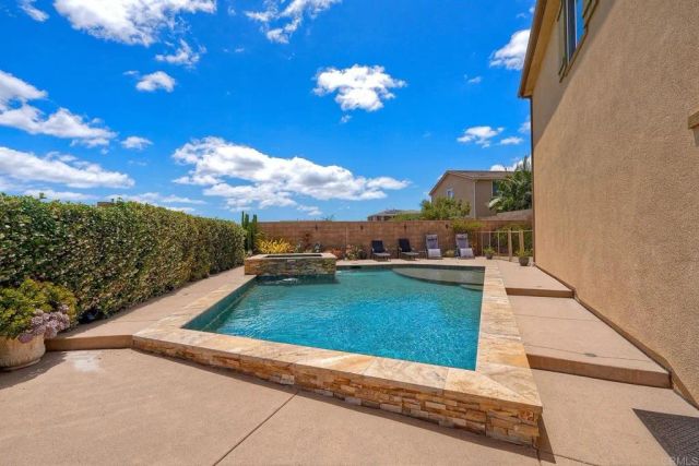 2071 Wagon Wheel Court, Escondido, CA 92026