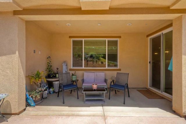 2071 Wagon Wheel Court, Escondido, CA 92026