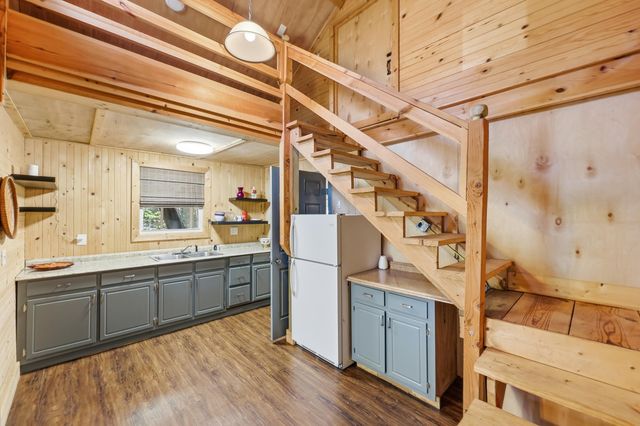 34 Clifton Dr., Pawleys Island, SC 29585