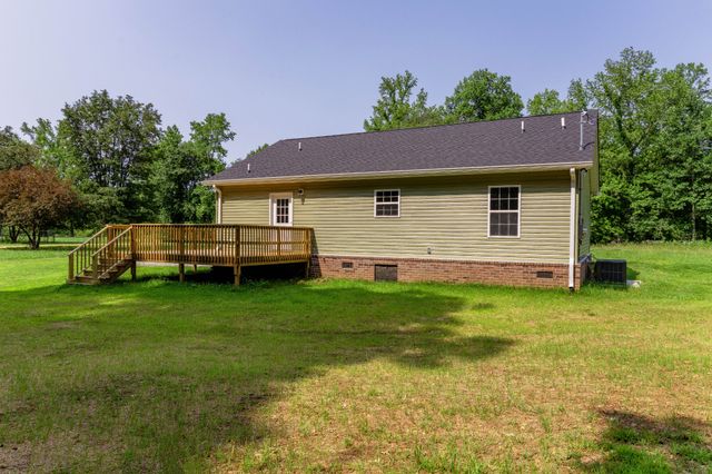 259 Longbranch Rd, Hohenwald, TN 38462