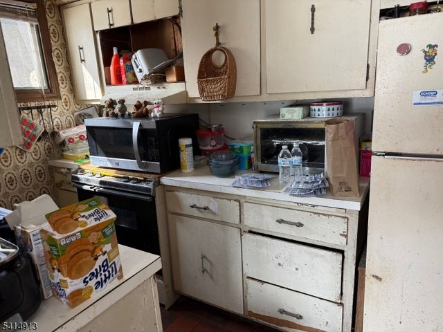 19 Up Grnwd Rd, West Milford Twp., NJ 07421