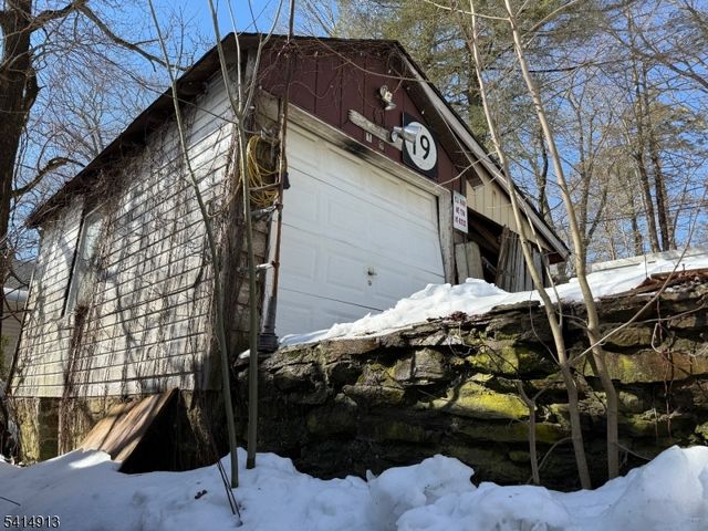 19 Up Grnwd Rd, West Milford Twp., NJ 07421