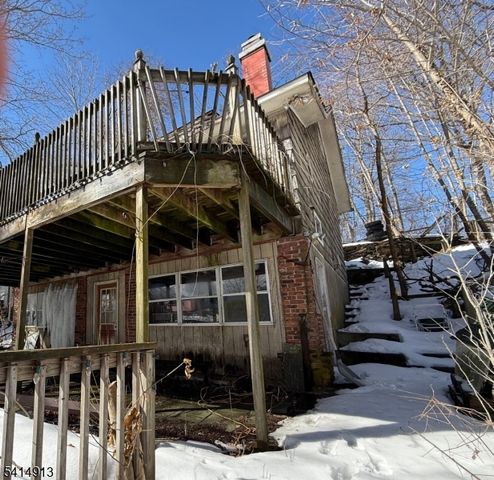 19 Up Grnwd Rd, West Milford Twp., NJ 07421