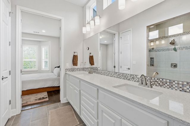 7124 Calpe DR, Austin, TX 78739
