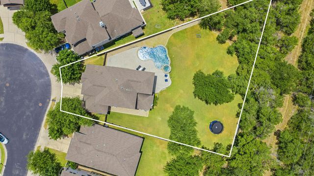 7124 Calpe DR, Austin, TX 78739