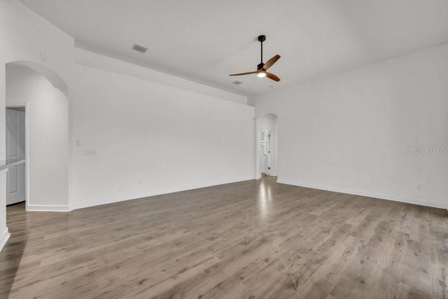 11109 WEMBLEY LANDING DRIVE, Lithia, FL 33547