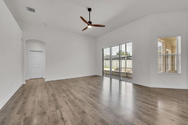 11109 WEMBLEY LANDING DRIVE, Lithia, FL 33547