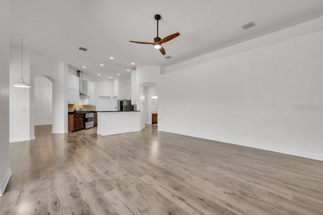 11109 WEMBLEY LANDING DRIVE, Lithia, FL 33547