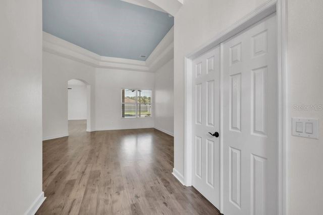 11109 WEMBLEY LANDING DRIVE, Lithia, FL 33547