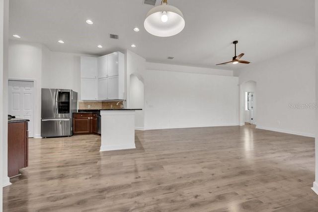 11109 WEMBLEY LANDING DRIVE, Lithia, FL 33547