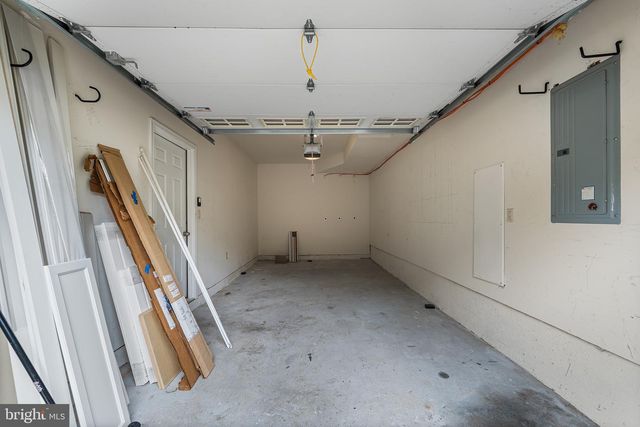 7845 NIXON ST, Philadelphia, PA 19128