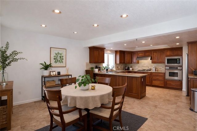 5755 Avenida Estoril, Long Beach, CA 90814