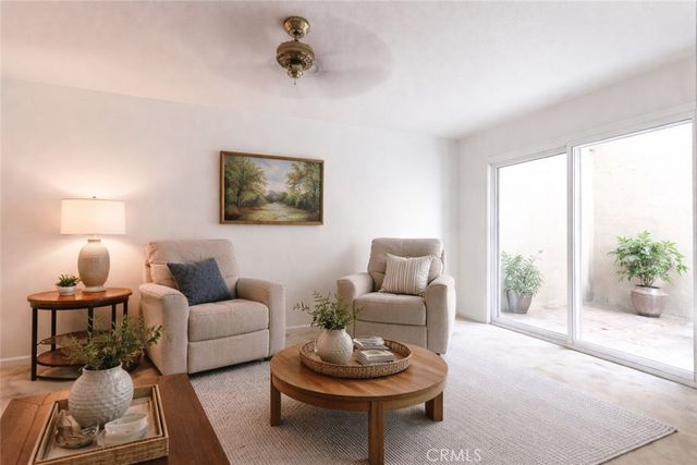 5755 Avenida Estoril, Long Beach, CA 90814