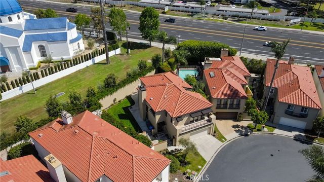 5755 Avenida Estoril, Long Beach, CA 90814