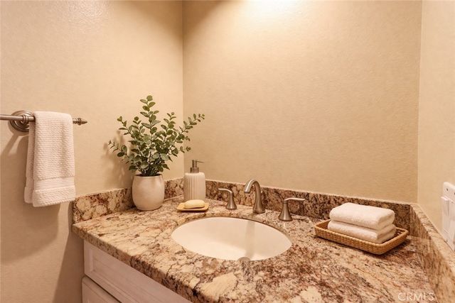 5755 Avenida Estoril, Long Beach, CA 90814