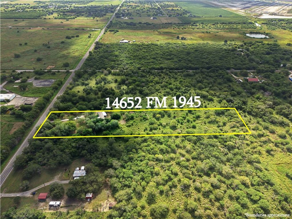 14652 Fm 1945, Sinton, TX 78387 — photo 3