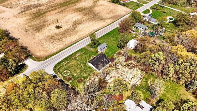 5142 N State Road, Emerson Twp, MI 48801