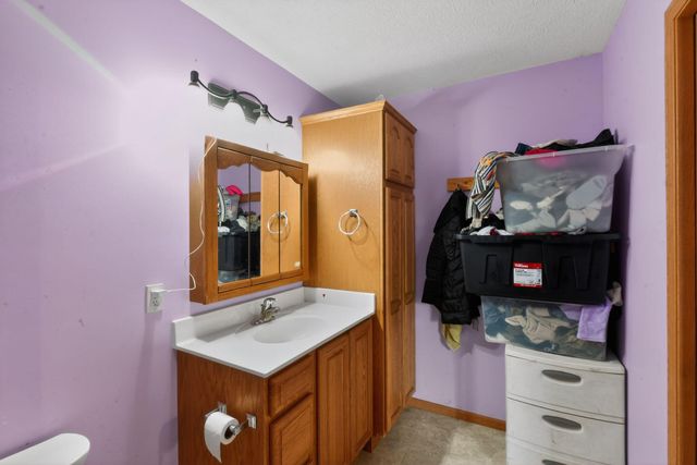 5142 N State Road, Emerson Twp, MI 48801