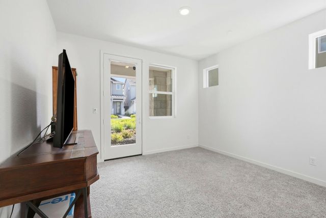 2809 Earthened Walk, Sacramento, CA 95833