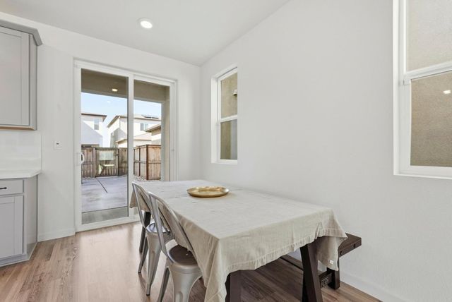 2809 Earthened Walk, Sacramento, CA 95833