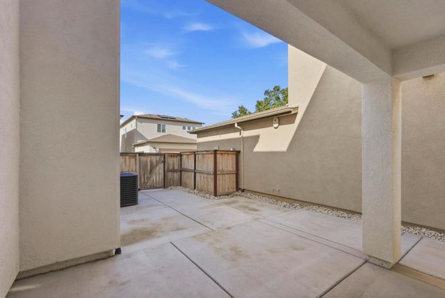 2809 Earthened Walk, Sacramento, CA 95833
