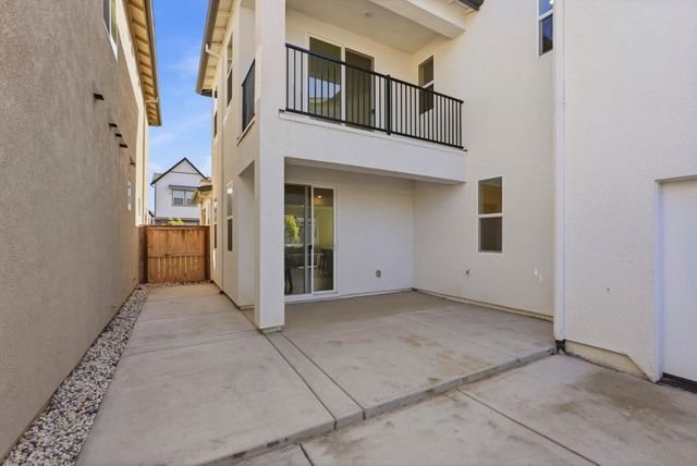 2809 Earthened Walk, Sacramento, CA 95833