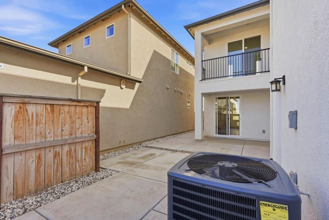 2809 Earthened Walk, Sacramento, CA 95833
