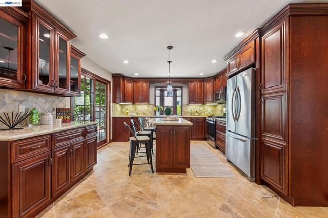 1501 8Th St, Alameda, CA 94501