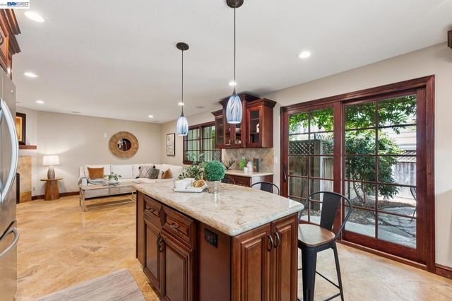 1501 8Th St, Alameda, CA 94501