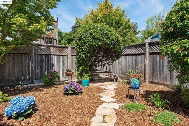 1501 8Th St, Alameda, CA 94501