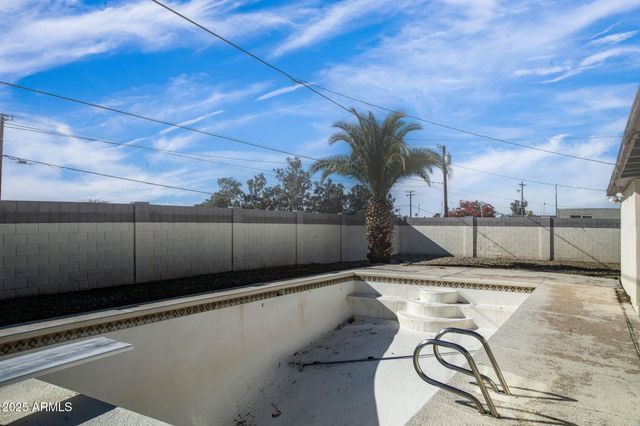 2309 W WOOD Drive, Phoenix, AZ 85029