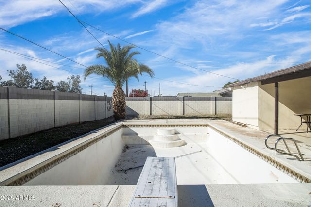 2309 W WOOD Drive, Phoenix, AZ 85029