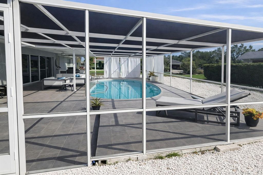 Image 26 of property listing at 1840 FLAMETREE LANE, Venice, FL 34293