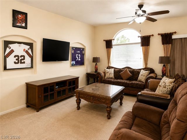 7642 Plunging Falls Drive, Las Vegas, NV 89131