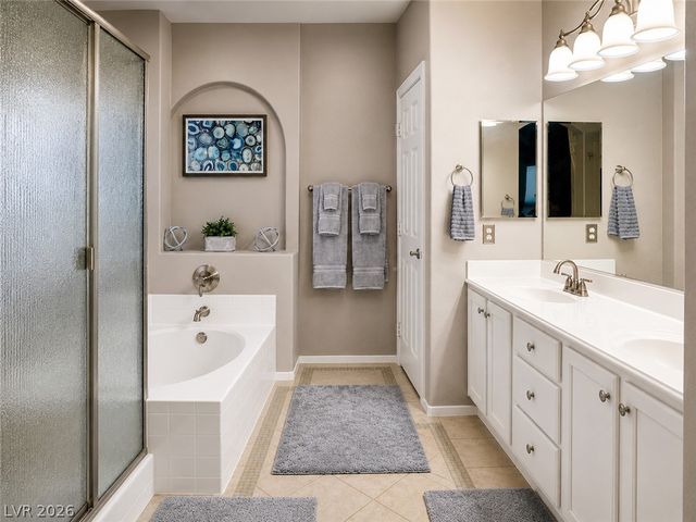 7642 Plunging Falls Drive, Las Vegas, NV 89131