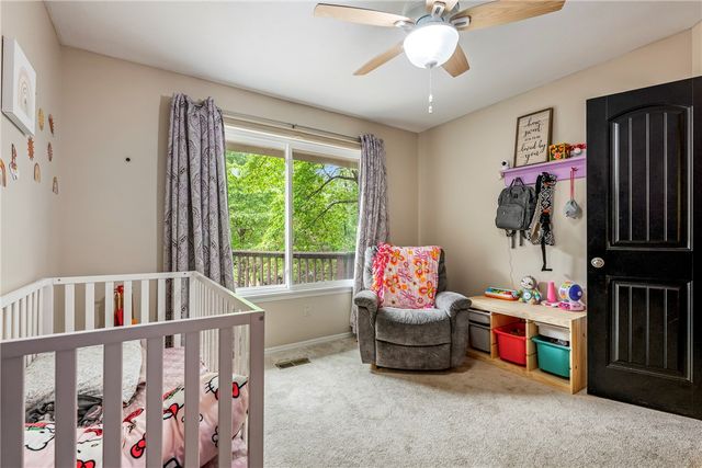 8 Harling Lane, Bella Vista, AR 72715