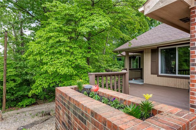 8 Harling Lane, Bella Vista, AR 72715