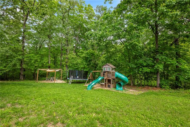 8 Harling Lane, Bella Vista, AR 72715