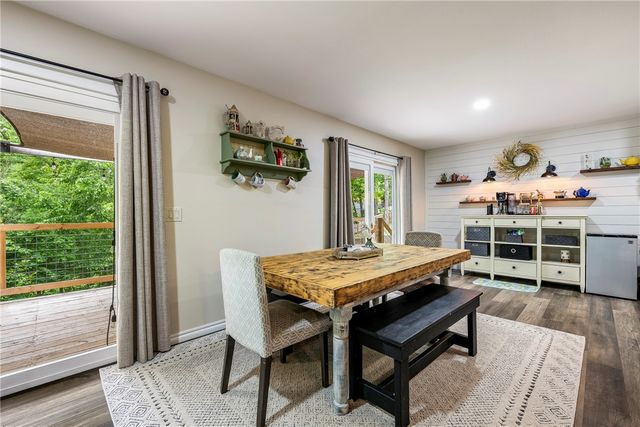 8 Harling Lane, Bella Vista, AR 72715