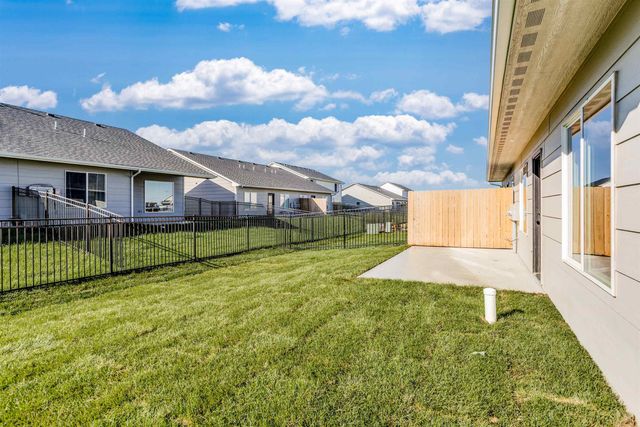 12419 W Fennec St, Maize, KS 67223