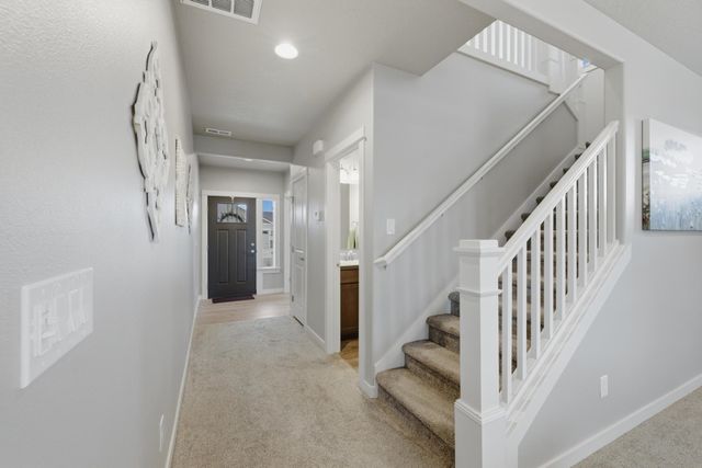 1724 S DONWOOD St, Greenacres, WA 99016