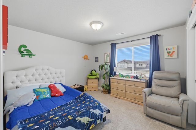 1724 S DONWOOD St, Greenacres, WA 99016