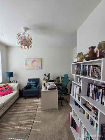 10 Bond Street, North Brunswick, NJ 08902